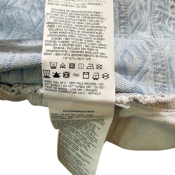 Guess Cube Pattern Denim Mini Skirt Light Blue Button Front Sustainable 30 - Picture 12 of 14